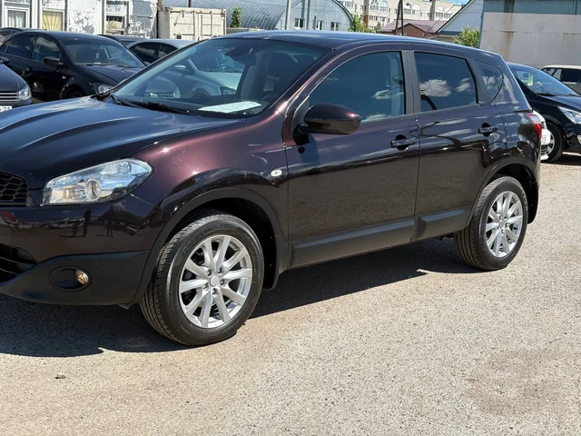 Nissan Qashqai 2013 в отличном состоянии, кредит - Легковые автомобили в Канаш
