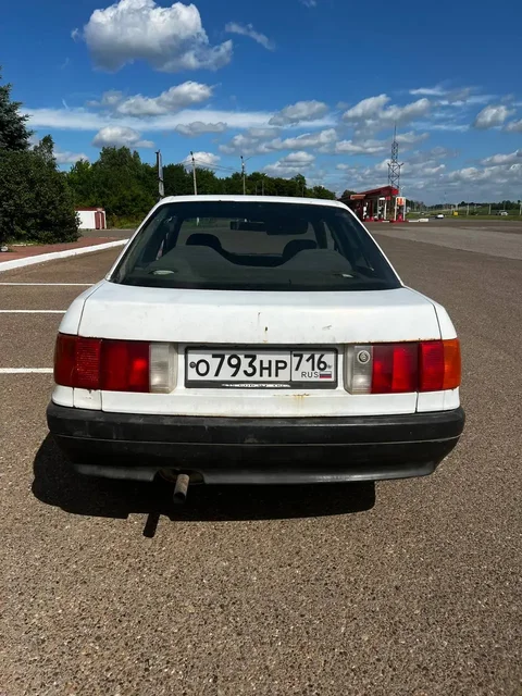 Audi 80 1987 - Скутеры и мотоциклы в Набережные Челны