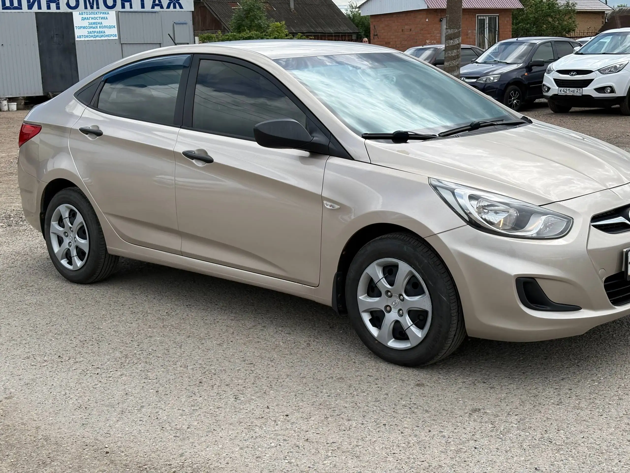 Hyundai Solaris 2011 в кредит или наличные - Легковые автомобили (Авто) в Канаш