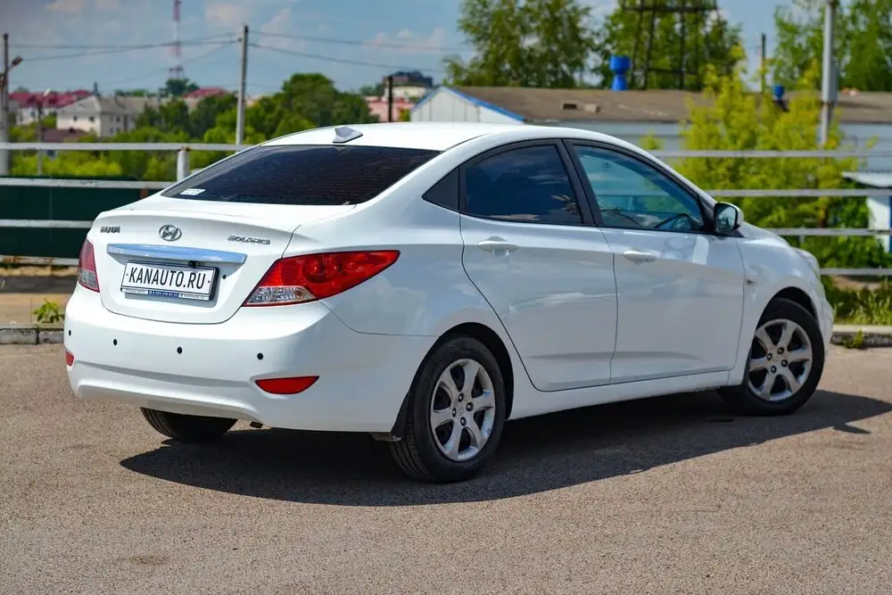 Hyundai Solaris 2011 - Легковые автомобили (Авто) в Канаш