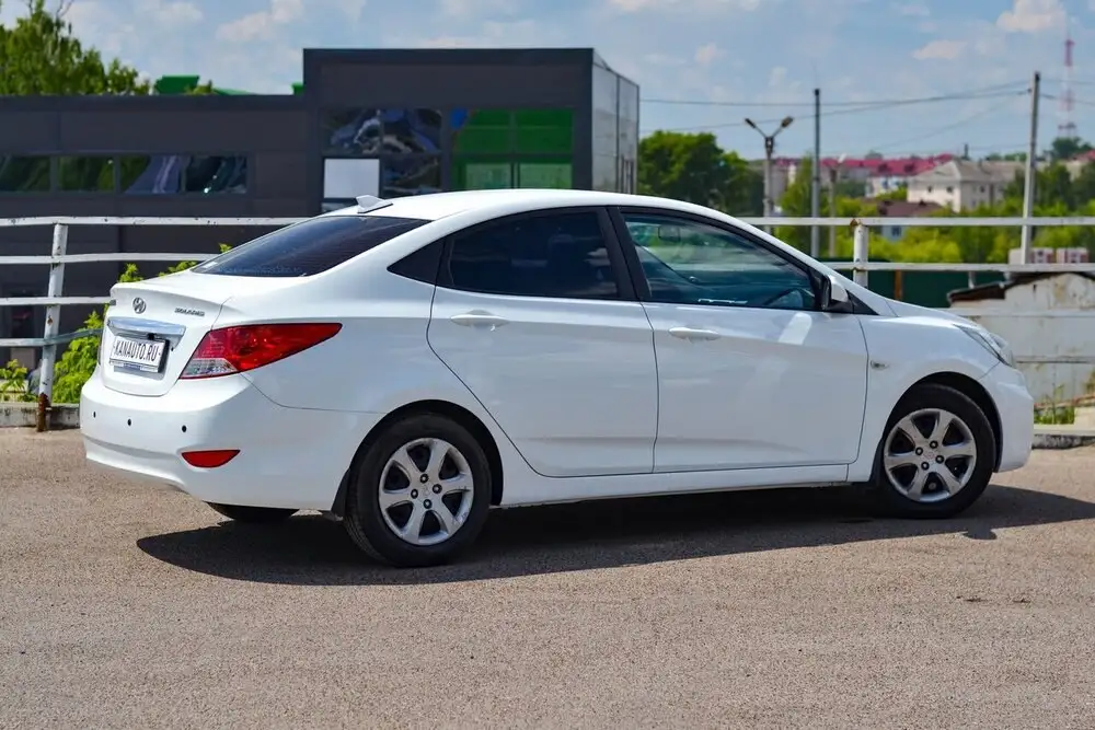 Hyundai Solaris 2011 - Легковые автомобили (Авто) в Канаш