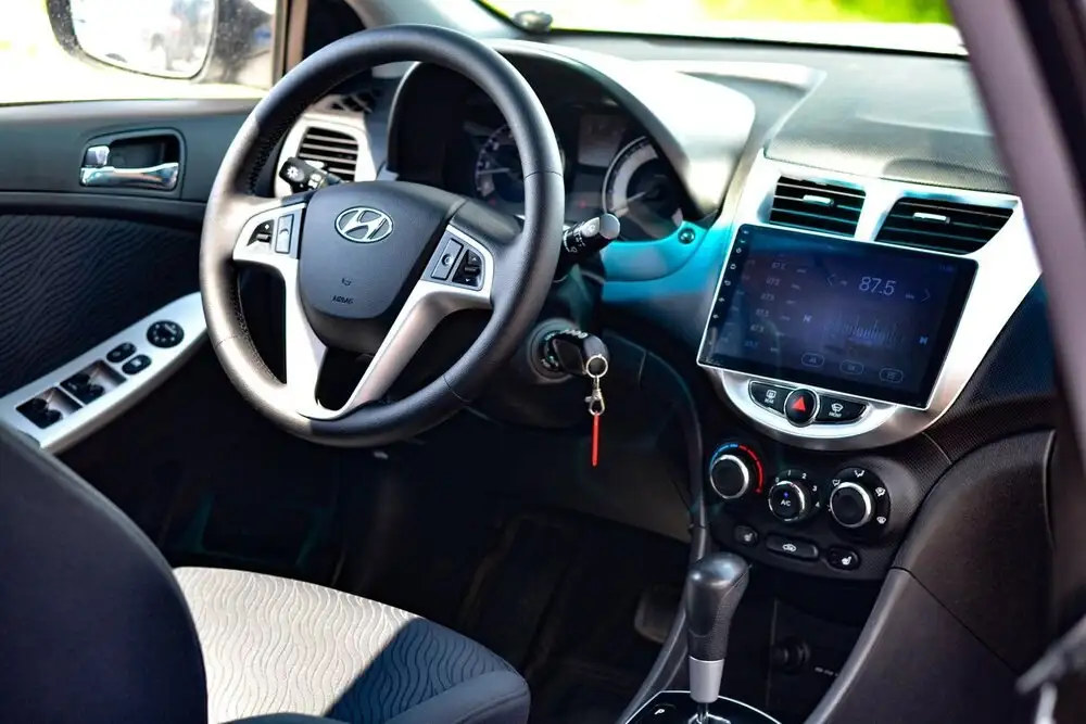 Hyundai Solaris 2011 - Легковые автомобили (Авто) в Канаш