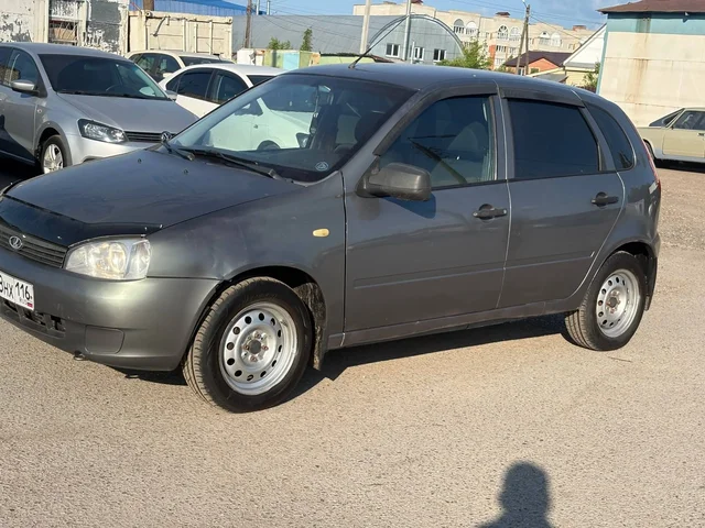 Lada Kalina 2011 в хорошем состоянии - Внедорожник в Канаш