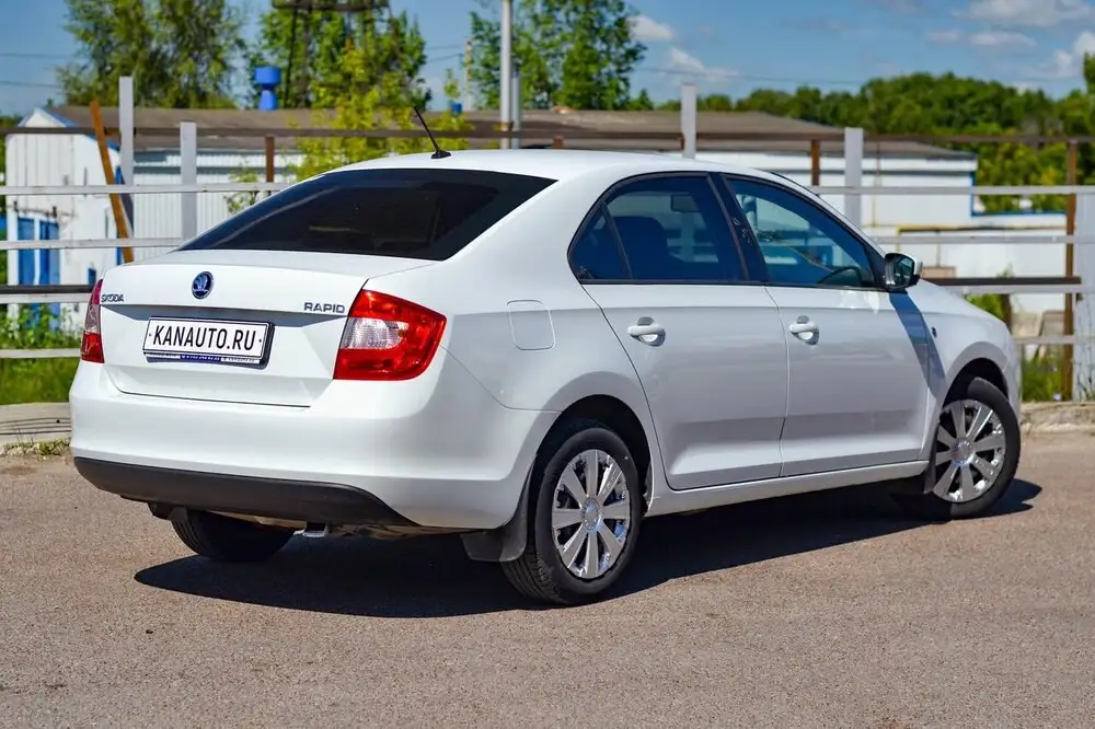 Skoda Rapid 2016 - Легковые автомобили (Авто) в Канаш