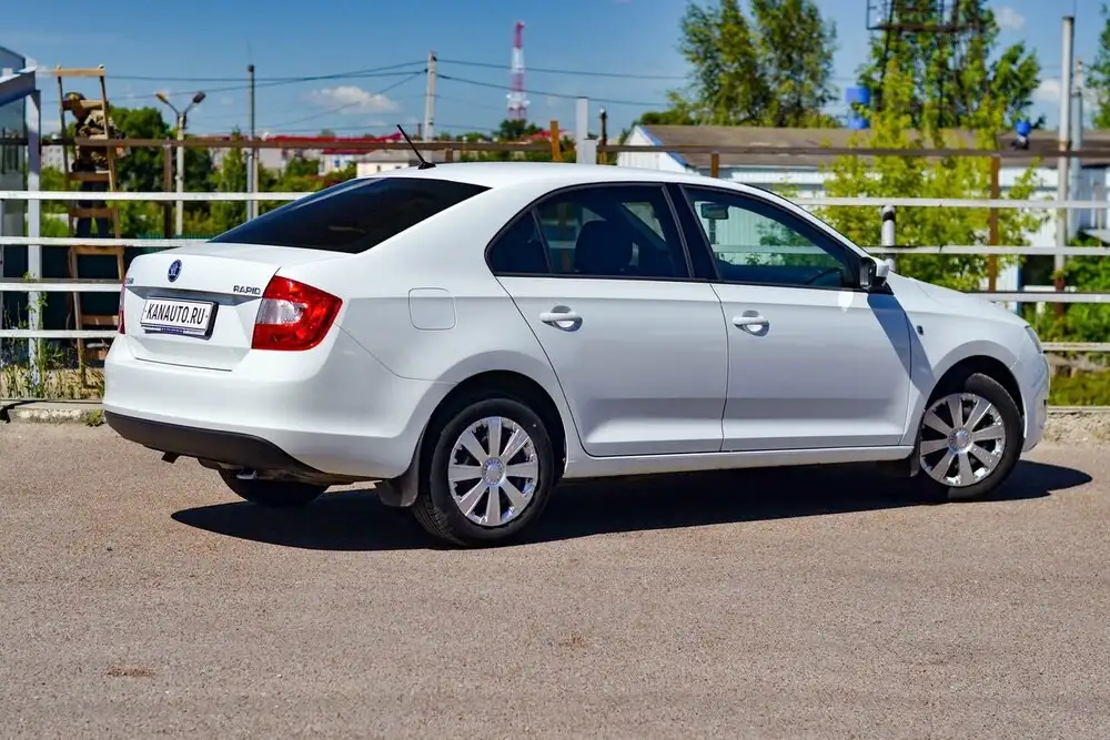 Skoda Rapid 2016 - Легковые автомобили (Авто) в Канаш
