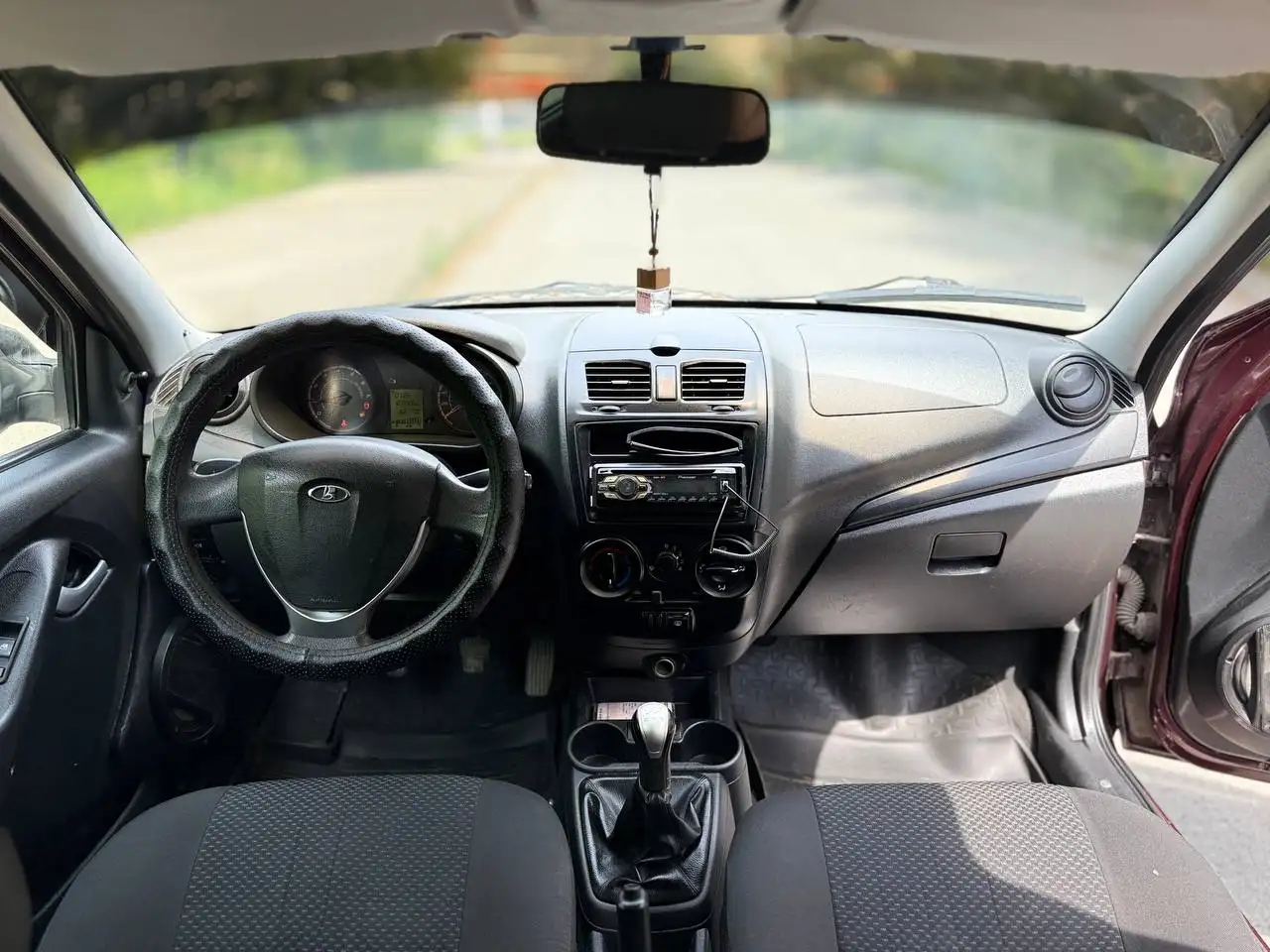 Lada Kalina 2 2014 - Авто в Неизвестно