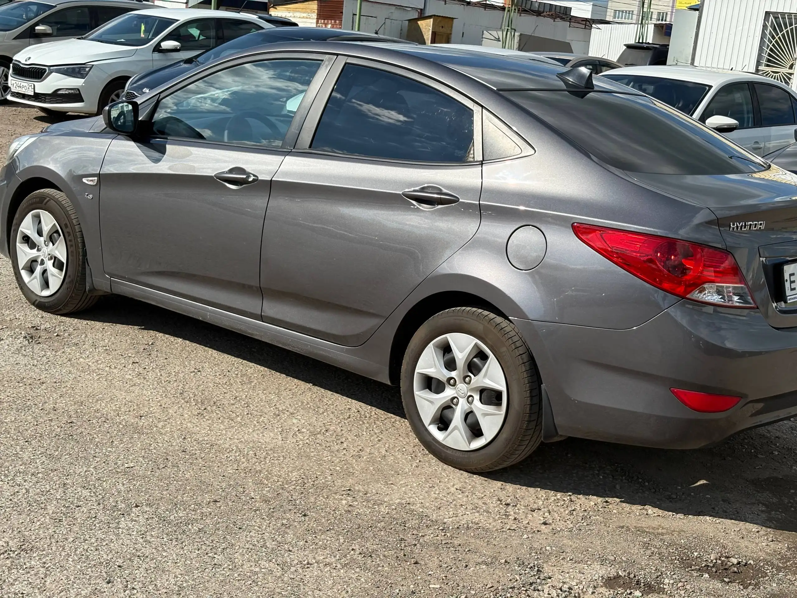 Hyundai Solaris 2011 - Легковые автомобили (Авто) в Канаш