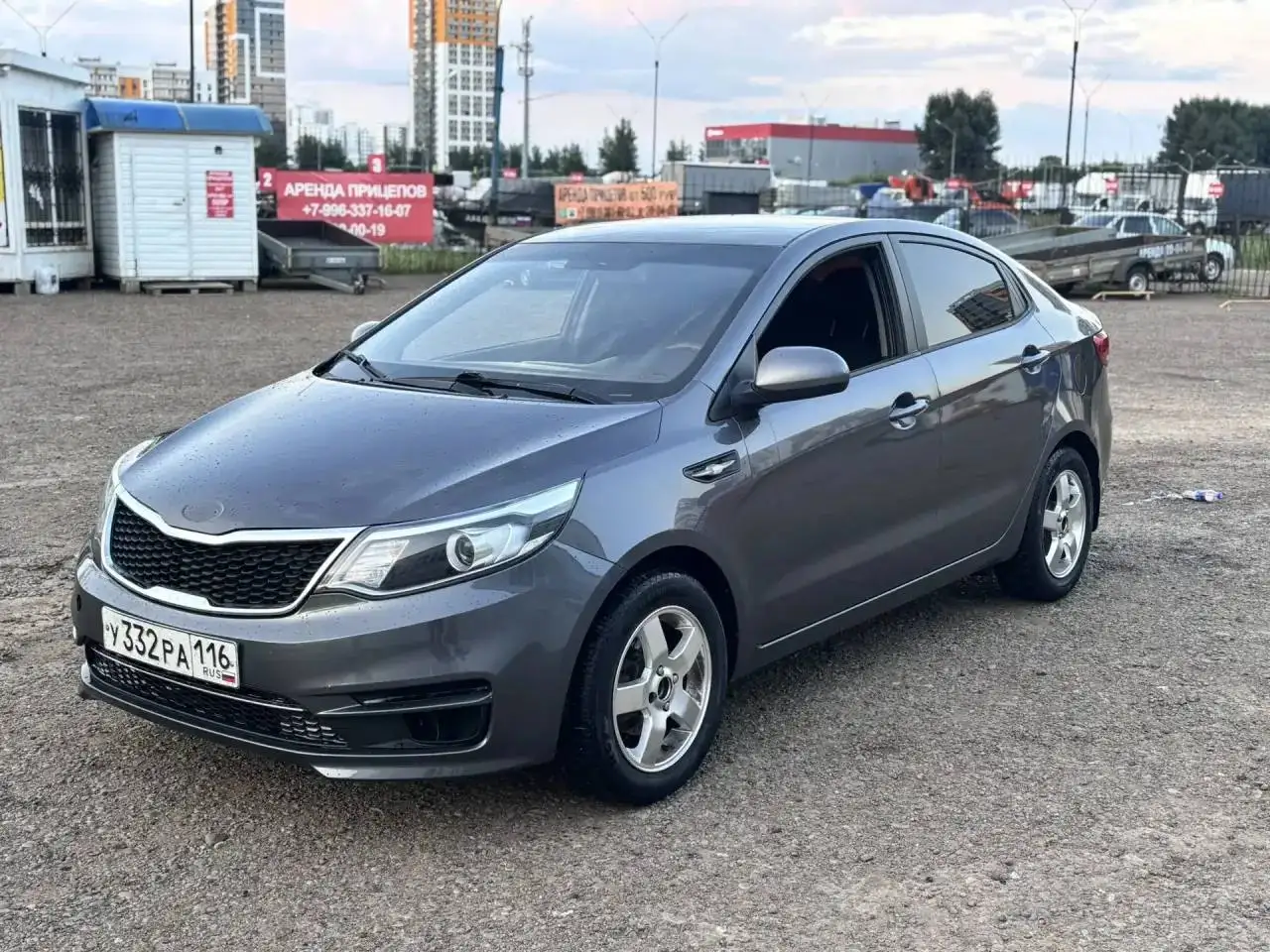 Kia Rio 2015, 1.4 MT - Легковые автомобили (Авто) в Набережные Челны