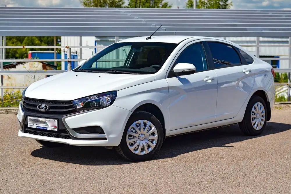 Lada Vesta 2019 года в хорошем состоянии и кредит - Легковые автомобили (Авто) в Канаш