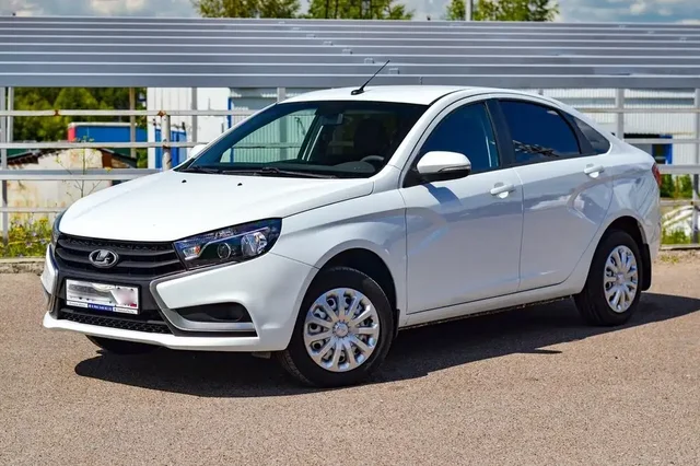 Lada Vesta 2019 года в хорошем состоянии и кредит - Легковые автомобили в Канаш