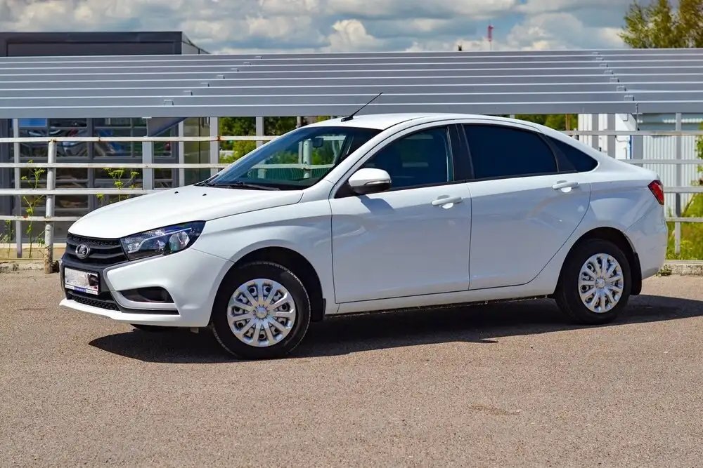 Lada Vesta 2019 года в хорошем состоянии и кредит - Легковые автомобили (Авто) в Канаш