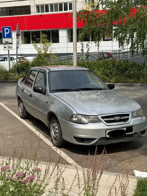 Автомобиль 2011 года 1.6 - Минивэны в Казань