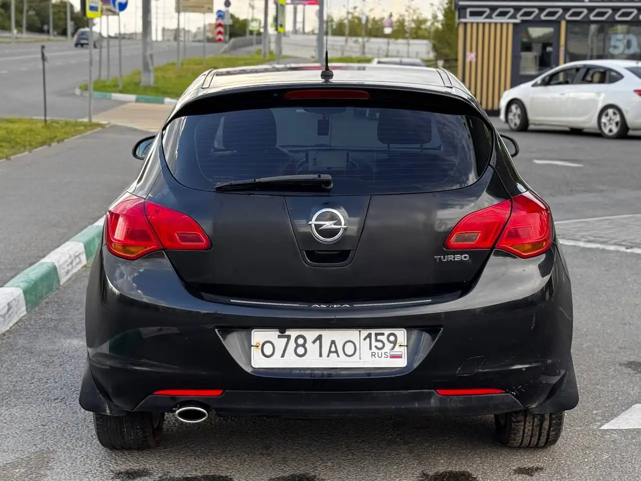 Opel Astra J 2010, 1.6 AT - Легковые автомобили (Авто) в Казань