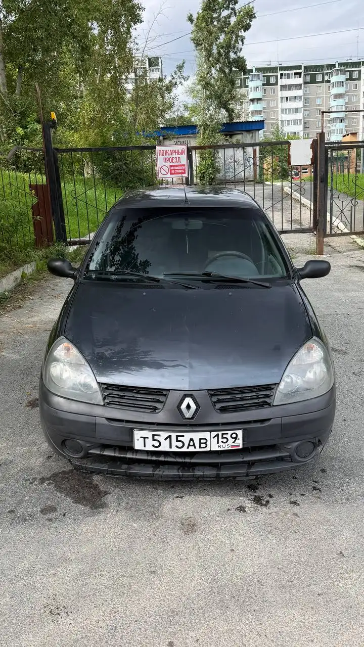 Renault Symbol 1.4 меха - Легковые автомобили (Авто) в Екатеринбург