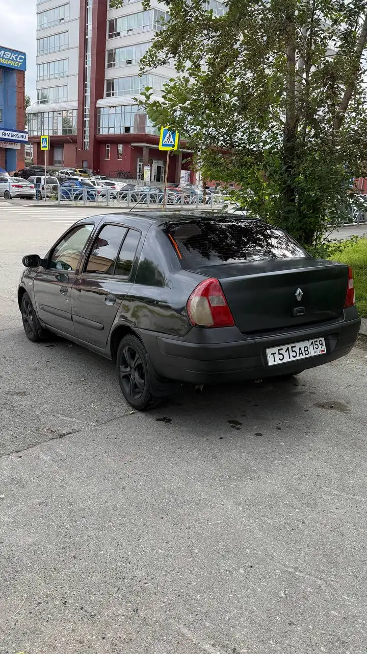 Renault Symbol 1.4 меха - Легковые автомобили (Авто) в Екатеринбург