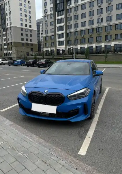 BMW 1 серии F40 2020 - Легковые автомобили (Авто) в Тюмень
