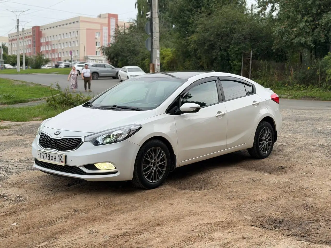 KIA Cerato 1.6 MT 2013 - Авто в Казань