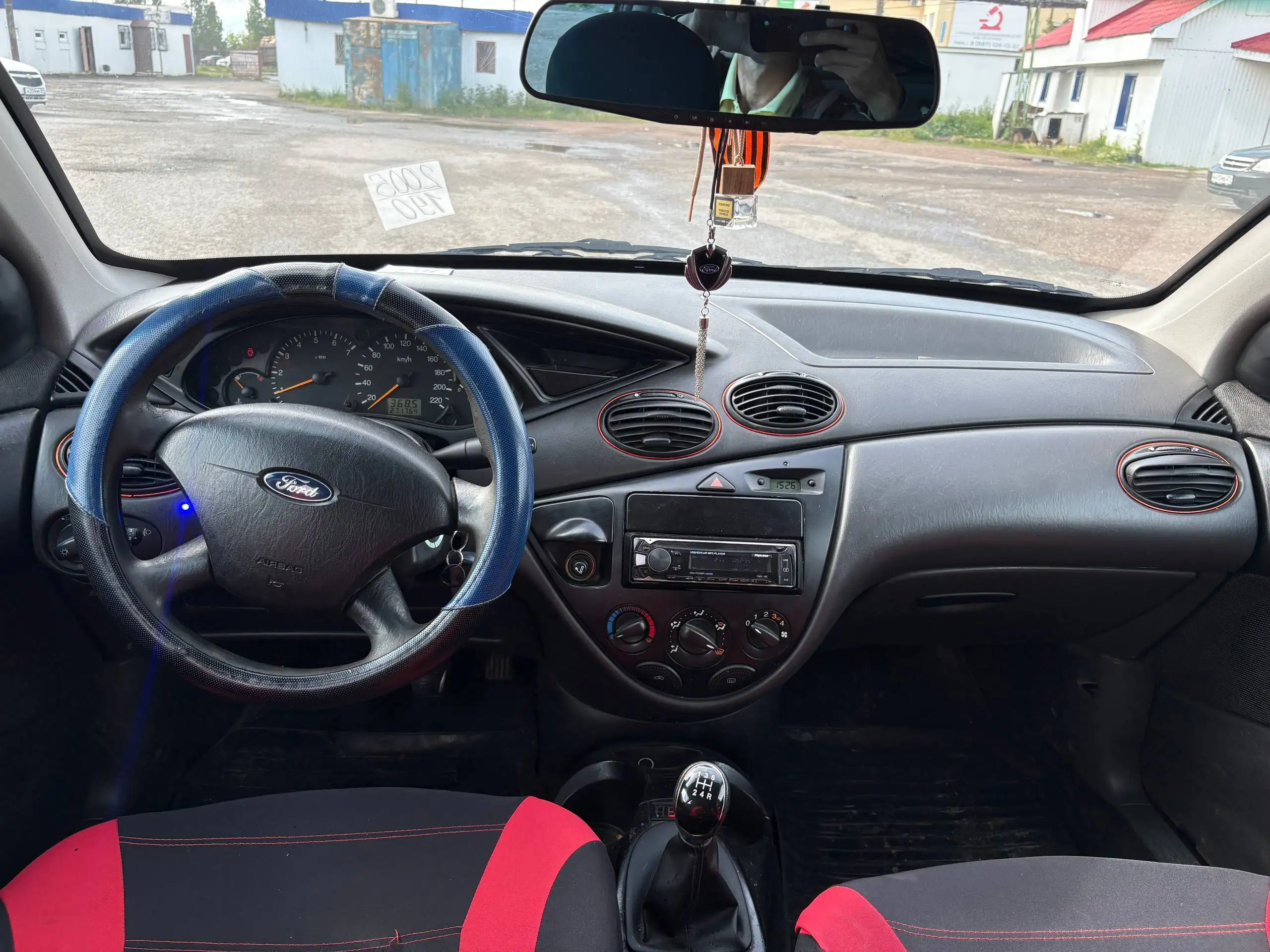 Ford Focus 2005 в кредит или за наличку - Легковые автомобили (Авто) в Канаш