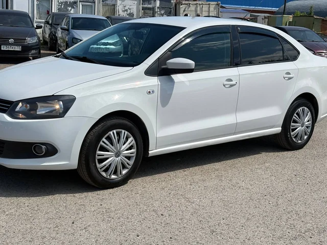 Volkswagen Polo 2013 в отличном состоянии, кредит от 16 тыс/мес - Легковые авто в Канаш