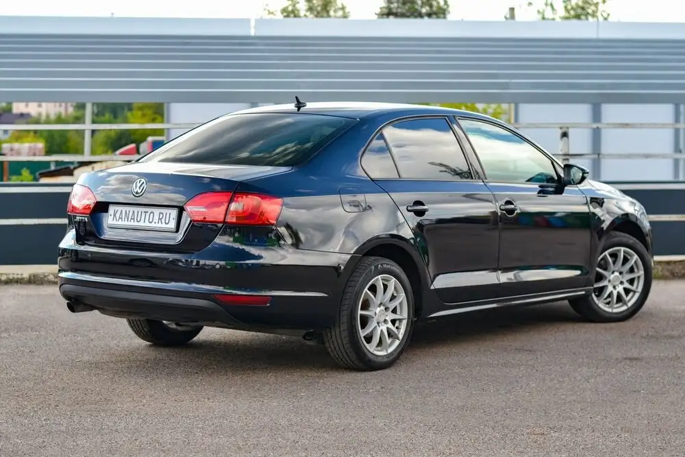 Volkswagen Jetta 2012 в кредит и за наличные - Легковые автомобили (Авто) в Канаш