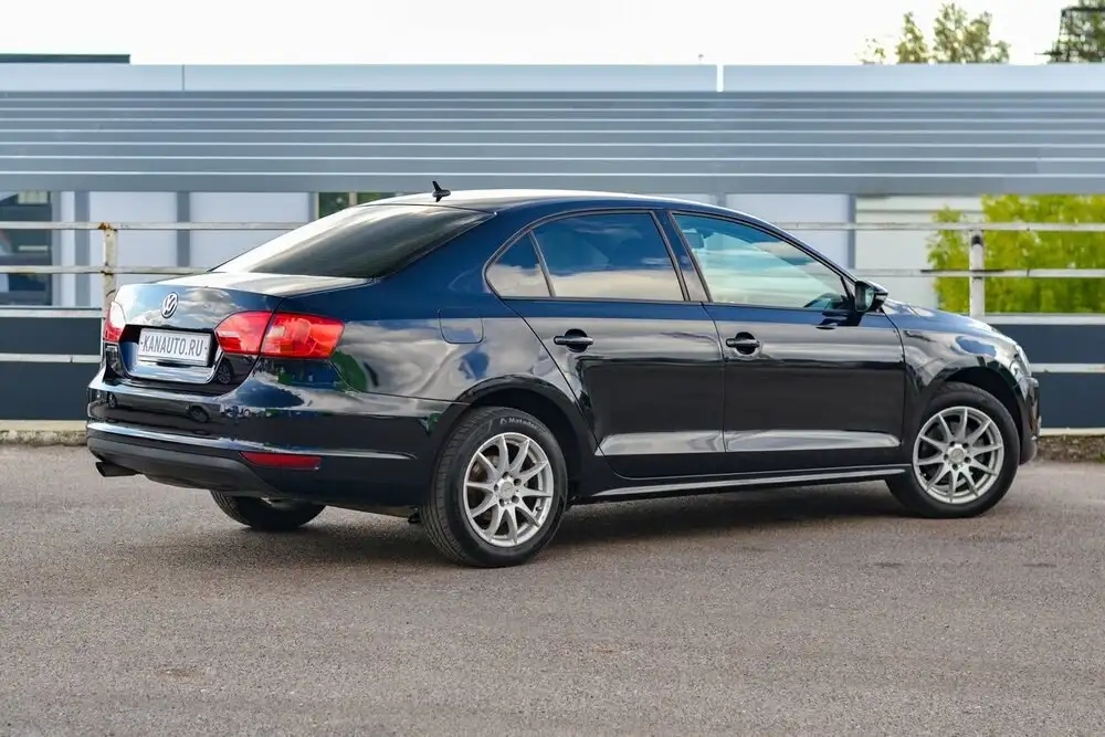 Volkswagen Jetta 2012 в кредит и за наличные - Легковые автомобили (Авто) в Канаш