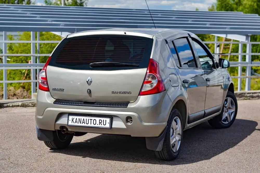 Renault Sandero 2011 в кредит без первого взноса - Легковые автомобили (Авто) в Канаш