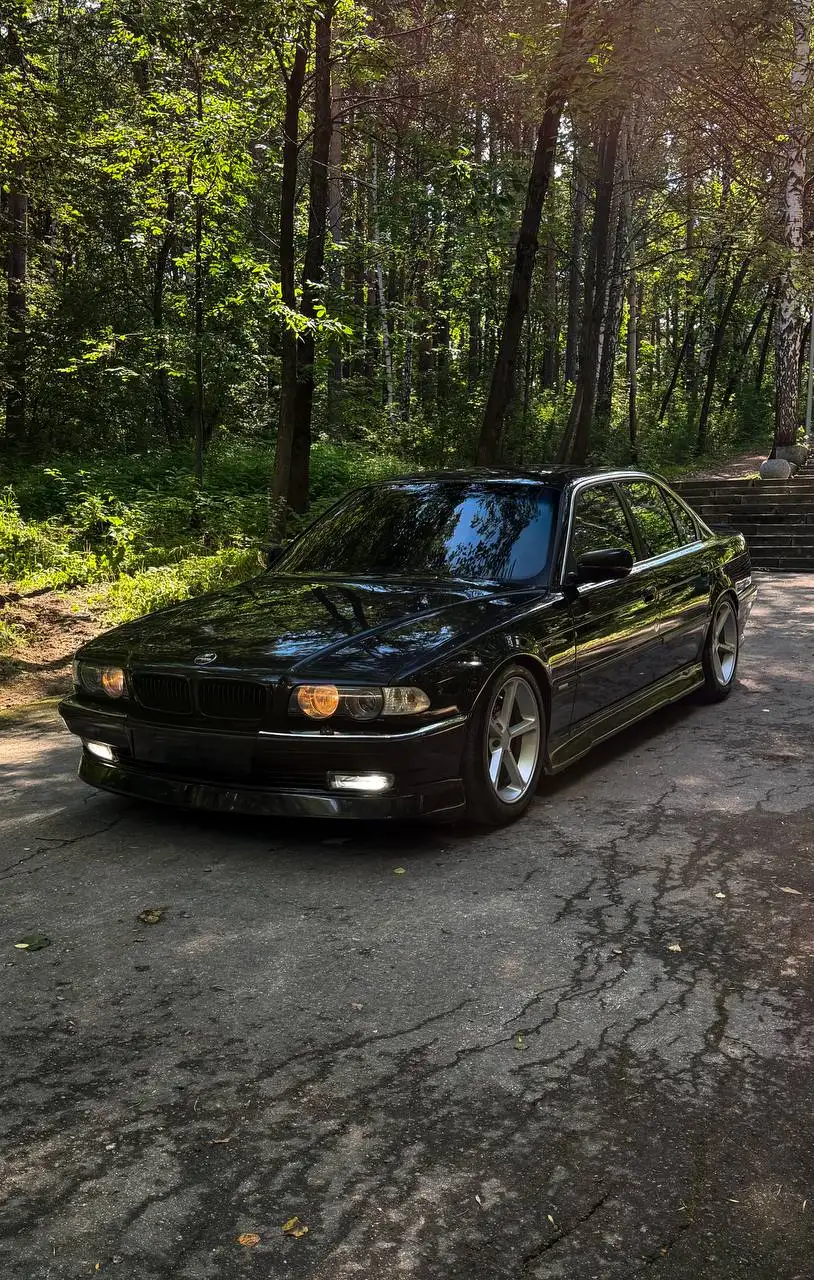 BMW 740i 1998 г.в. в отличном состоянии - Легковые автомобили (Авто) в Екатеринбург