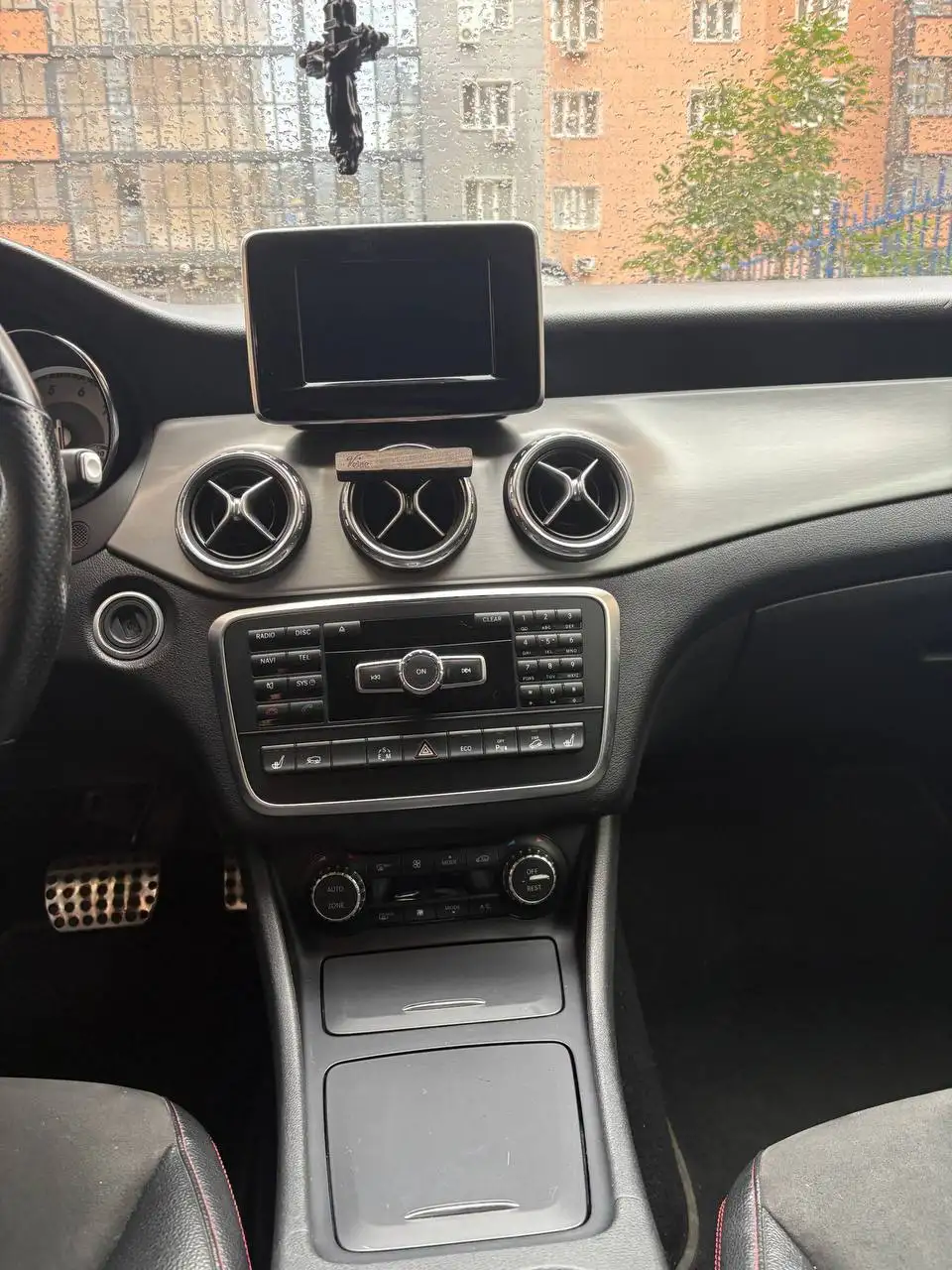 Mercedes-Benz GLA250 4MATIC в АМГ пакете, 2014 год - Легковые автомобили (Авто) в Казань