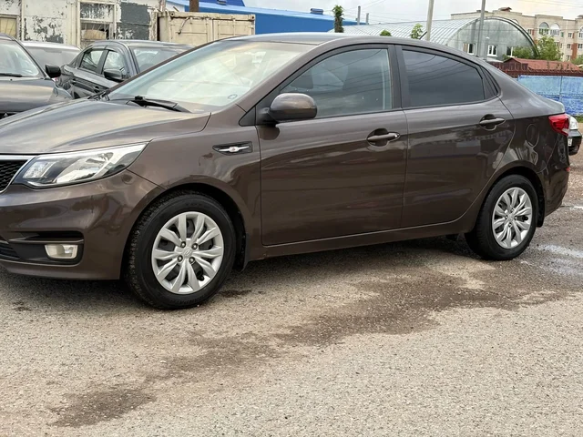 Kia Rio 2016 в отличном состоянии, кредит/наличные - Легковые авто в Канаш