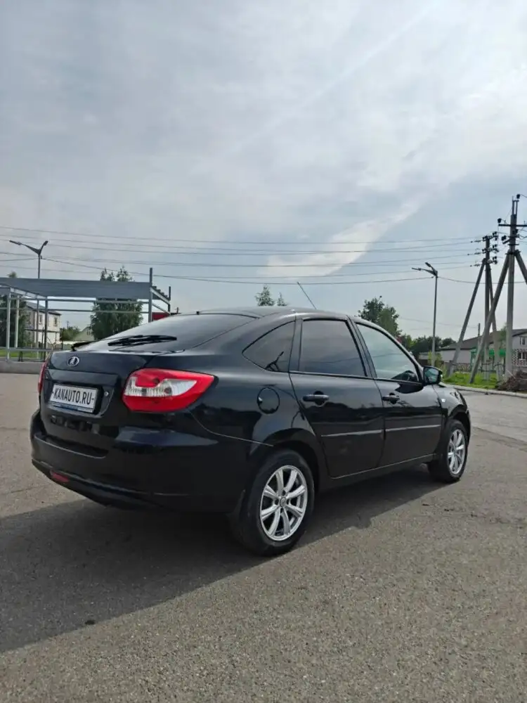 Автомобиль 2015 года в максимальной комплектации - Авто в Казань