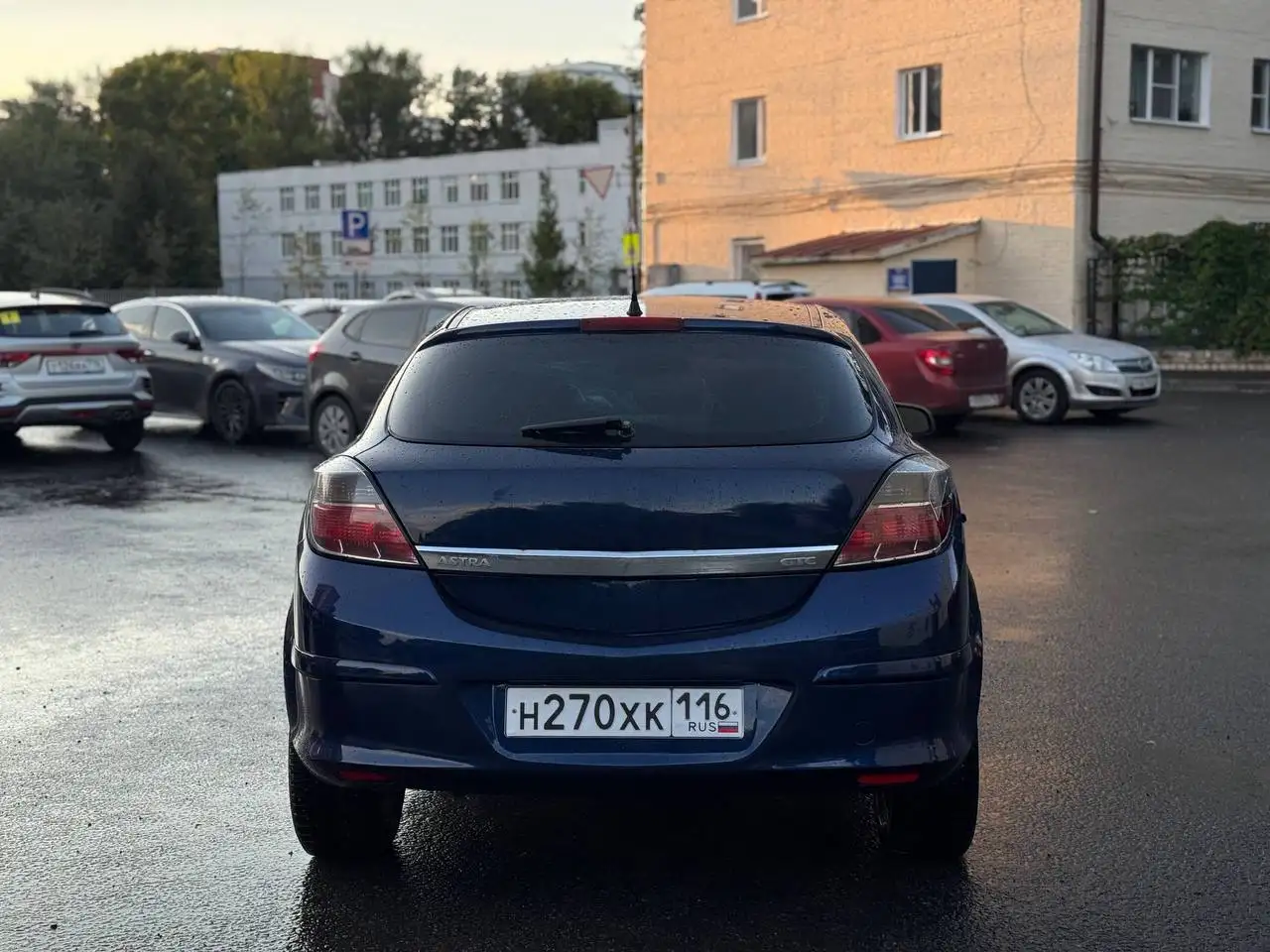 Opel Astra GTC 2007, 1.6 MT, 270 000 км, 370 000 ₽ - Авто в Казань