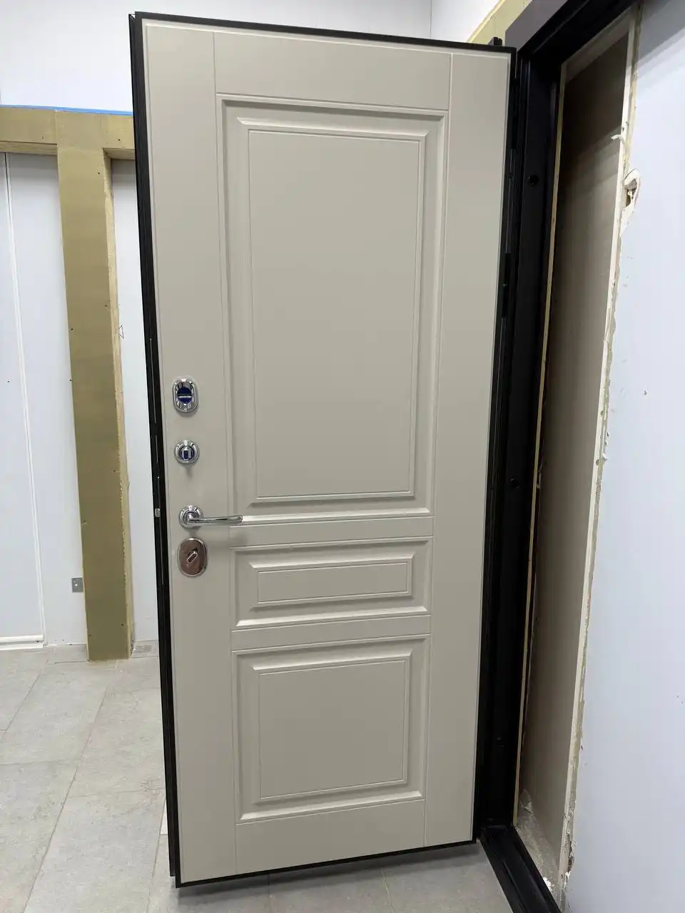 Изготовление и монтаж дверей и перегородок от компании Теплинский и Компания - Ремонт и строительство (Услуги) в Москва