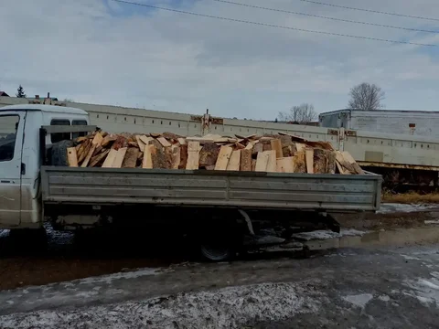 Продам пиленый горбыль - частное объявление в Красноярск