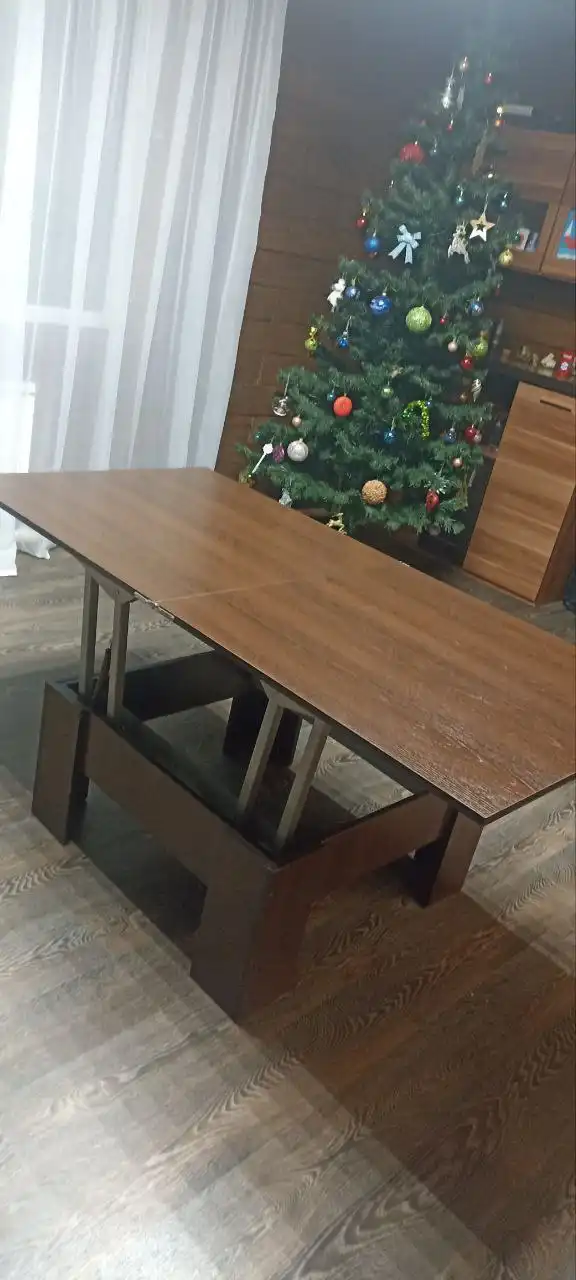 Продам стол