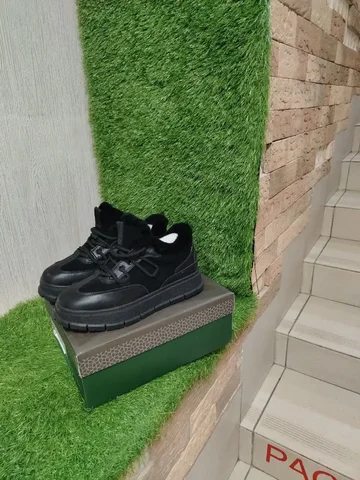 Женские тёплые новые красовки - Одежда в Емельяново