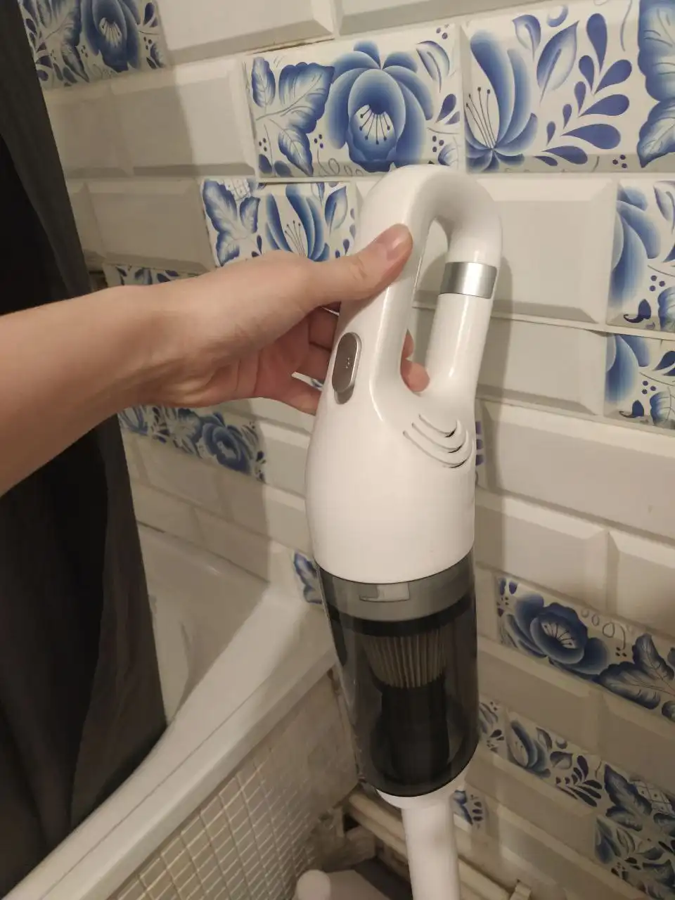 Продажа ручного пылесоса - Бытовая техника (Электроника) в Емельяново