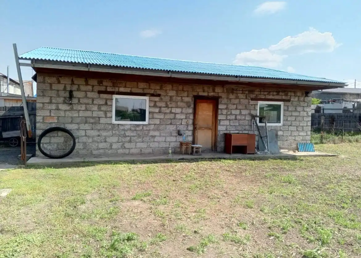 Продам дом в пгт Емельяново - Дома (Недвижимость) в Емельяново