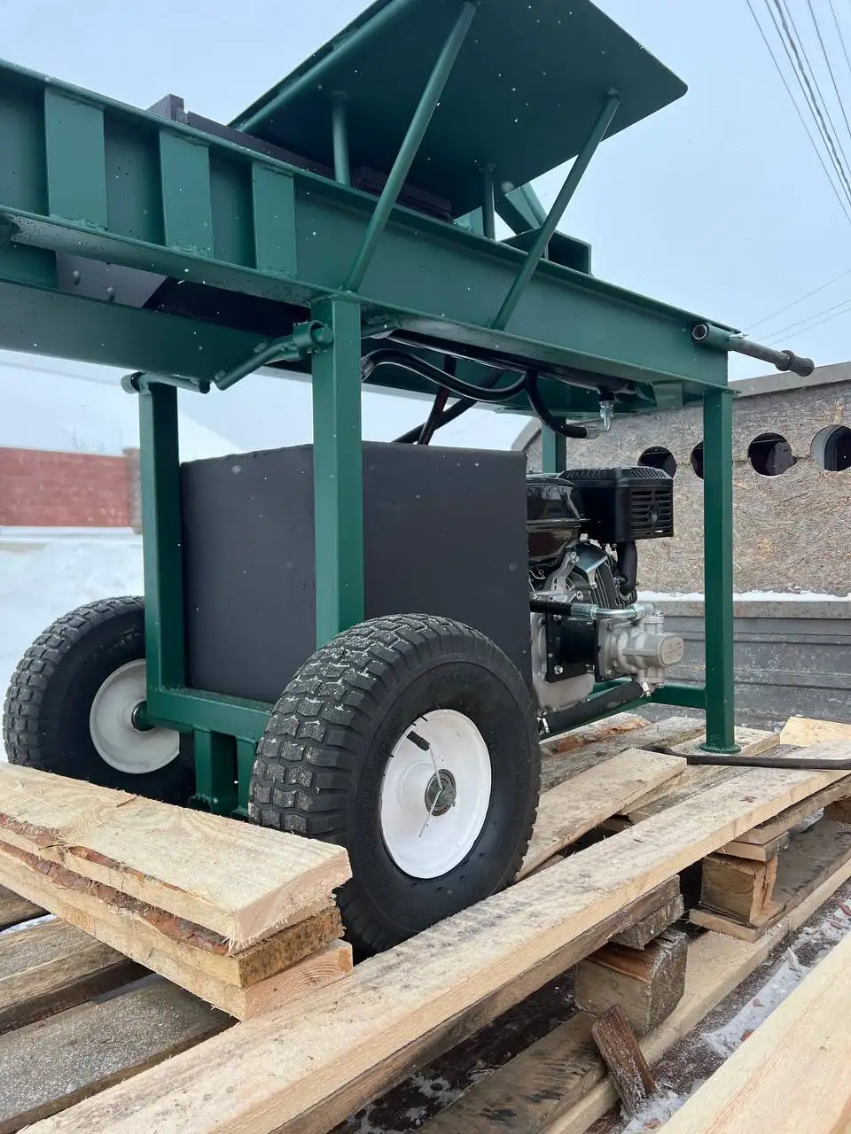 Продам новый дровокол - Барахолка в Емельяново