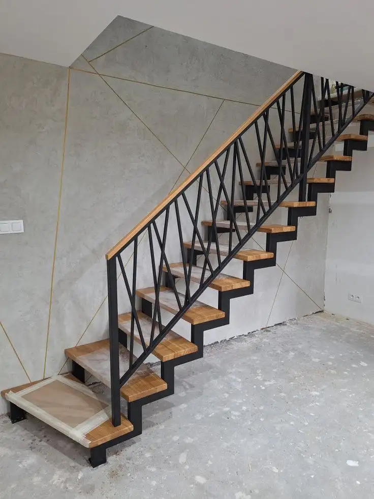 Лестницы на металлокаркасе под ключ - Строительство и ремонт (Услуги) в Красноярск