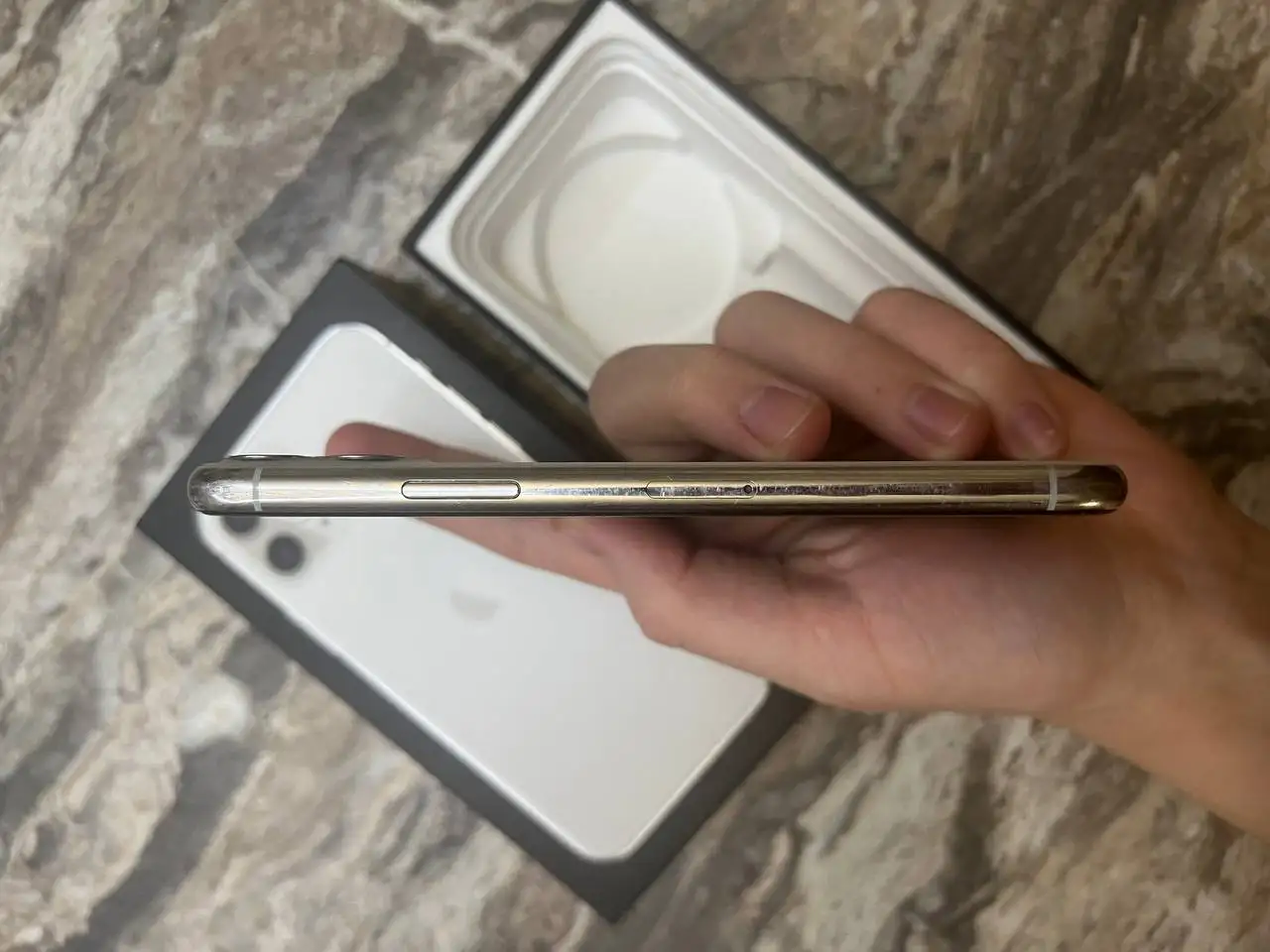 Продам iPhone 11 Pro 256gb в отличном состоянии - Смартфоны (Электроника) в Красноярск