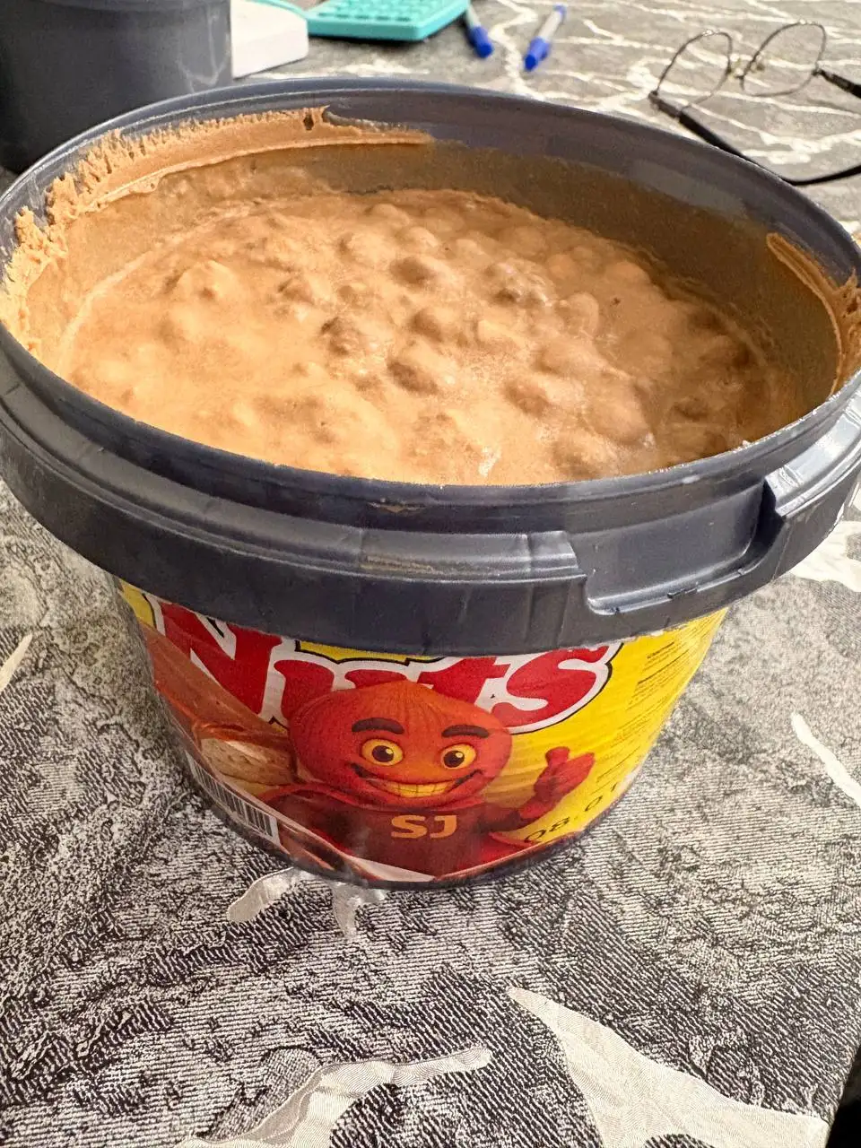 Шоколадная паста различных брендов - Продукты питания (Барахолка) в Красноярск