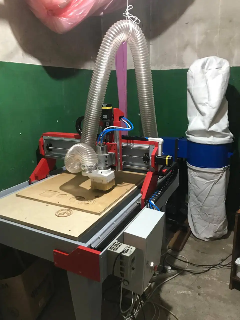 Станок с ЧПУ по дереву с лазерным модулем - Промышленное оборудование (Готовый бизнес и оборудование) в Емельяново