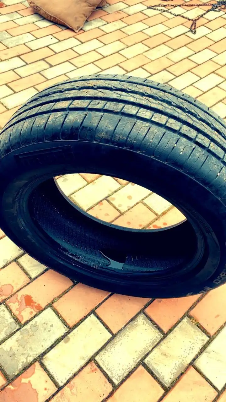 Продам резину комплект с японского автомобиля - Запчасти (Авто) в Красноярск