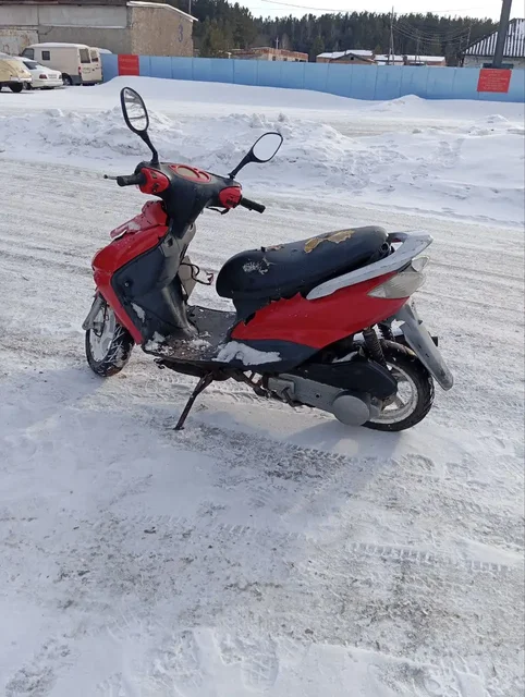 Продажа мопеда - Мотоциклы и скутеры в Красноярск