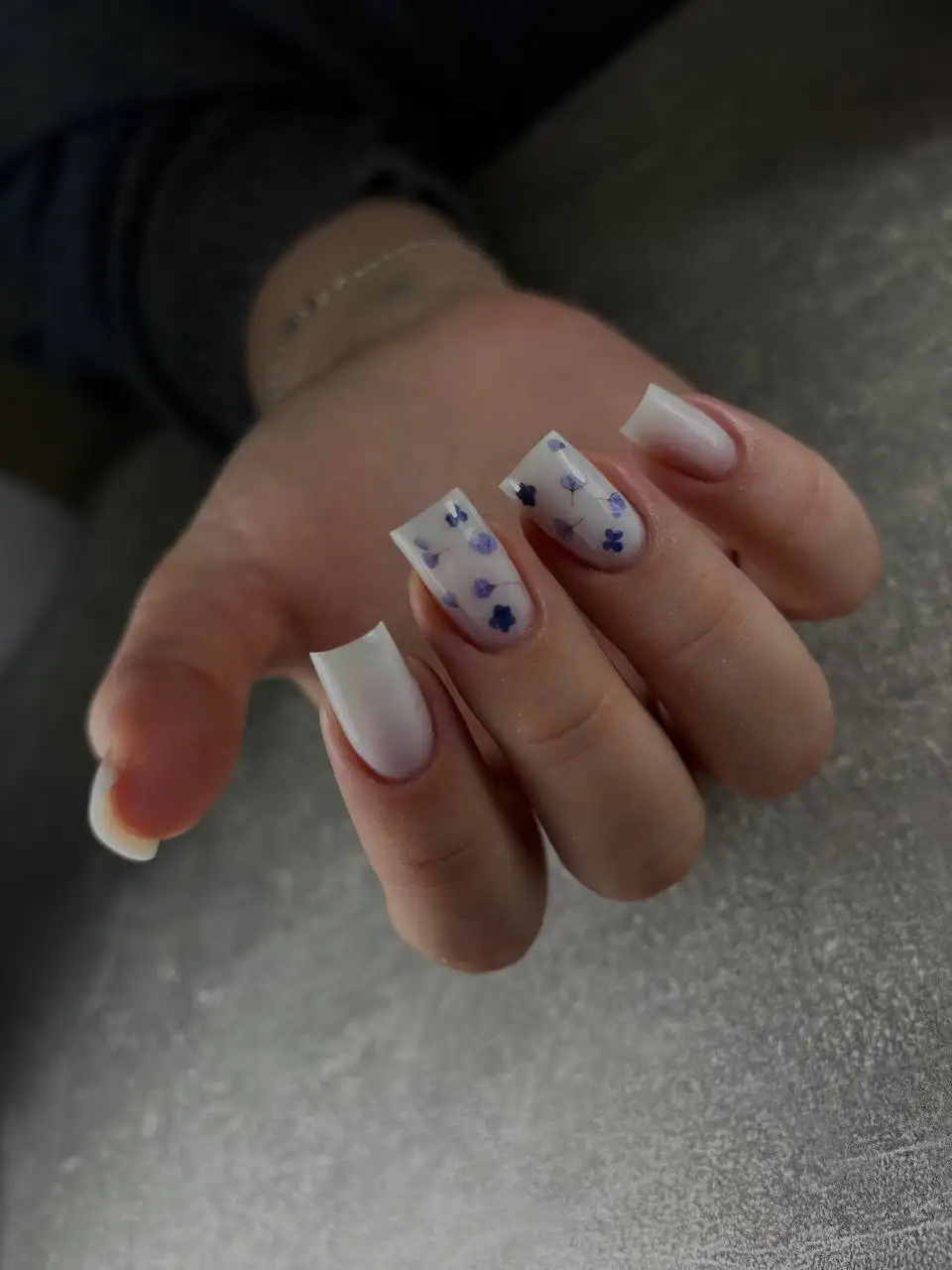 Мастер маникюра с 4-летним опытом набирает клиентов - Маникюр (Услуги) в Красноярск
