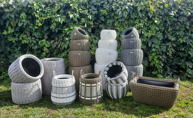 Кашпо и декор из ротанга ручной работы - частное объявление в Красноярск