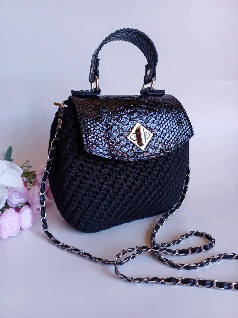 Маленькая чёрная сумочка ручной работы - Сумки и аксессуары (Одежда) в Емельяново