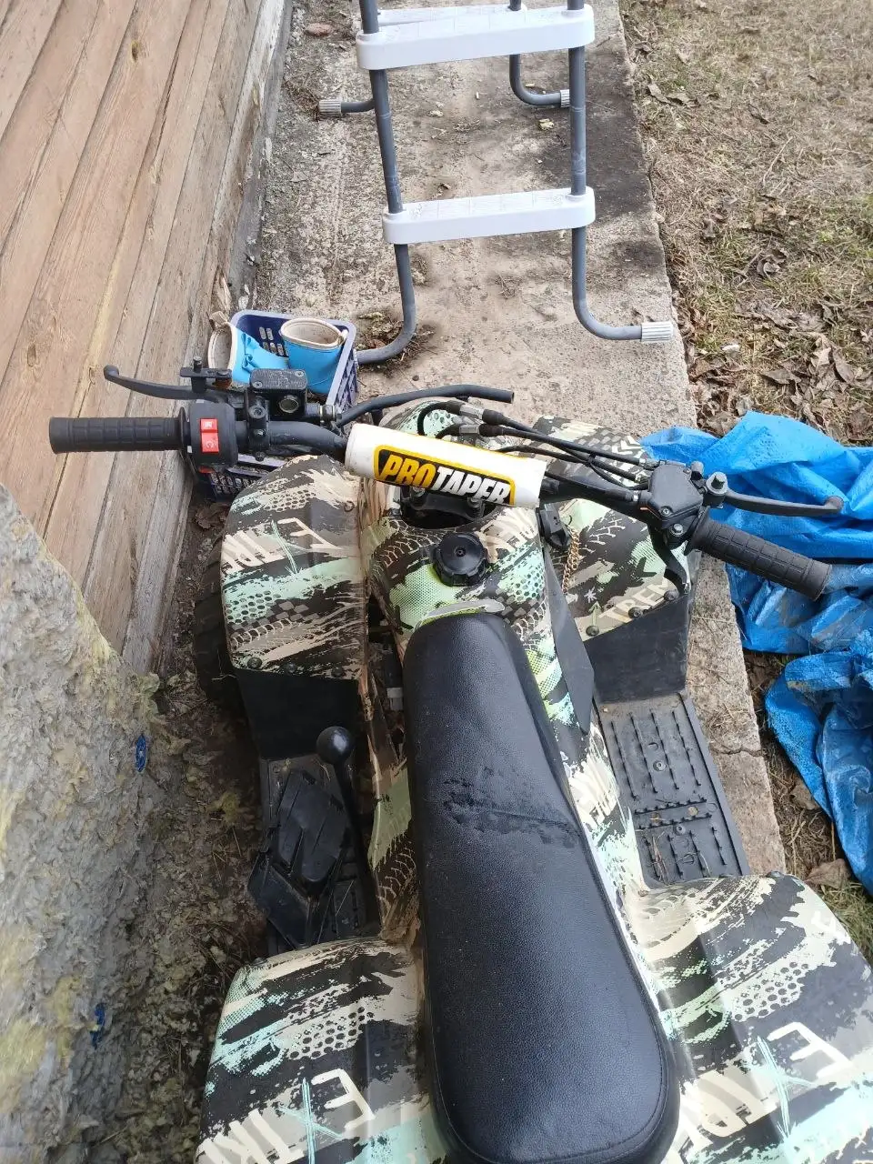 Продажа детского квадроцикла - Квадроциклы (Хобби и отдых) в Емельяново