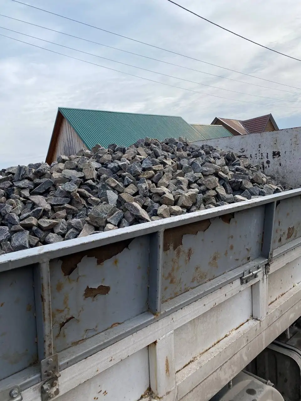 Услуги доставки сыпучих материалов и вывоза мусора - Грузоперевозки и доставка (Услуги) в Красноярск