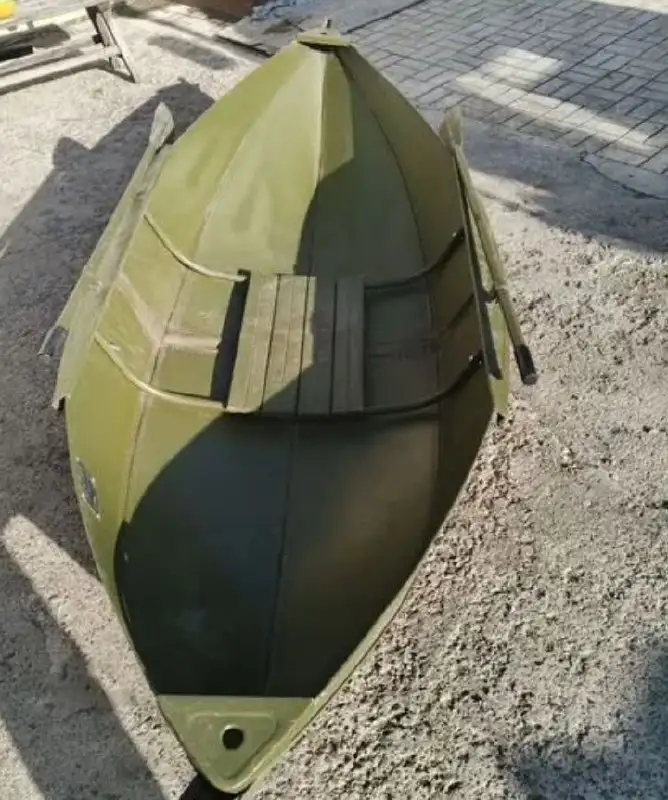 Лодка разборная в отличном состоянии - Лодки (Хобби и отдых) в Красноярск